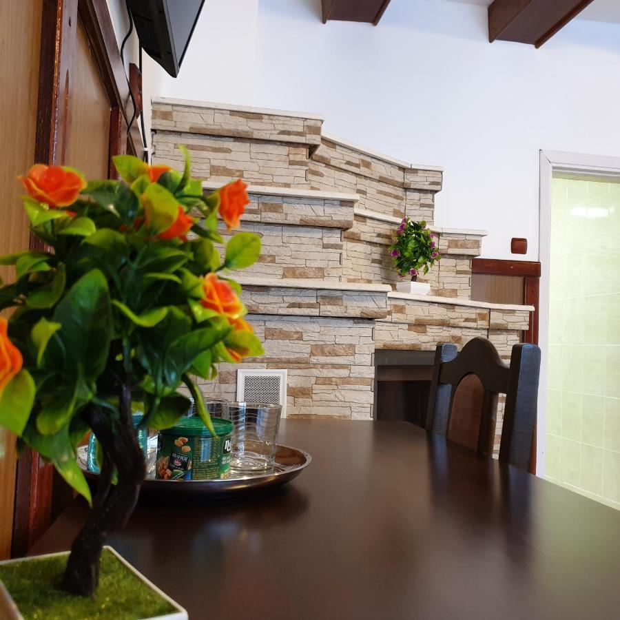 Casa Poenaru Hotel Campulung Moldovenesc Bagian luar foto